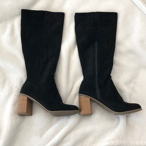 Tall black boots